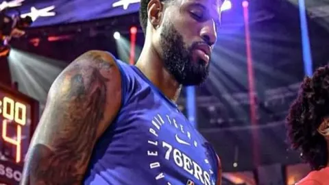 托马斯回旋战队大胜小黄蜂军团！深度解析：胜利秘诀一览无遗！